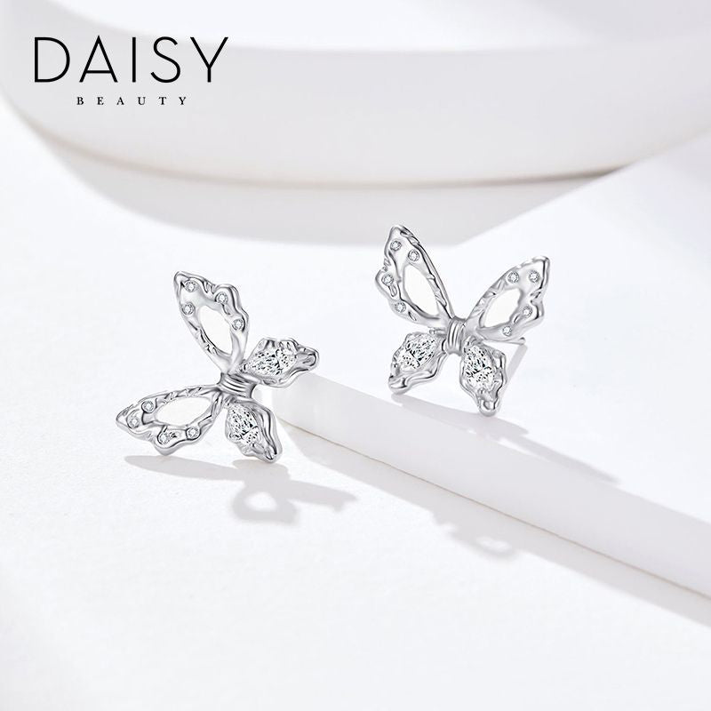 DAISY BEAUTY蝶のピアス女性S925純銀ins韓系オリジナル耳飾り