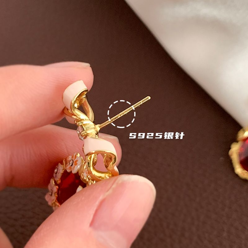 AOMIDIORレディーファッション高級感耳飾り 気質 精緻女性イヤリング EH0094