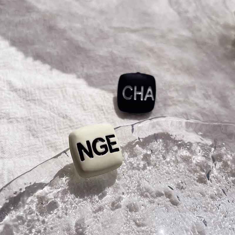 レディーファッション高級感耳飾り 気質 精緻女性イヤリング EH0065