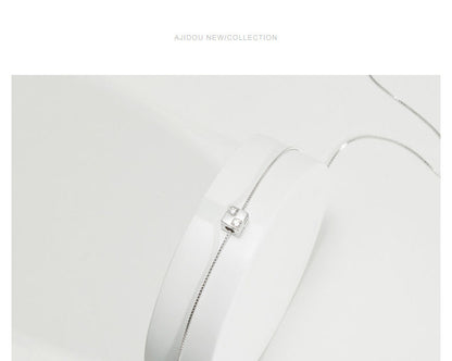 AJIDOU925シルバールービックキューブネックレスシンプル幾何鎖骨チェーン贈り物