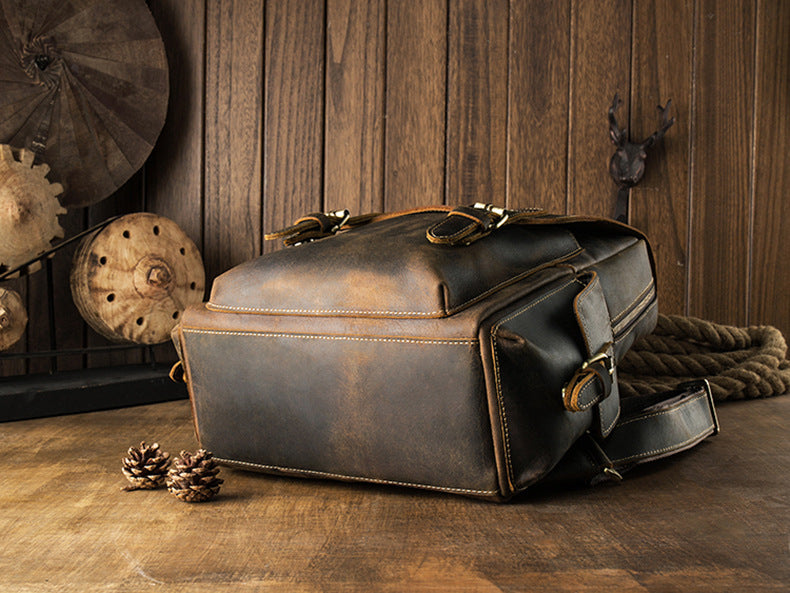 メンズリュック牛革レトロ韩国ファッション個性戸外旅行カジュアル男性パソコンバッグ