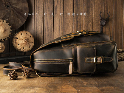 メンズリュック牛革レトロ韩国ファッション個性戸外旅行カジュアル男性パソコンバッグ