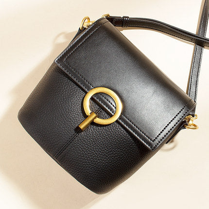 レディースバッグ本革バケツバッグファッションブロードバンドカラーマッチングエレガントショルダーバッグ.ポシェット