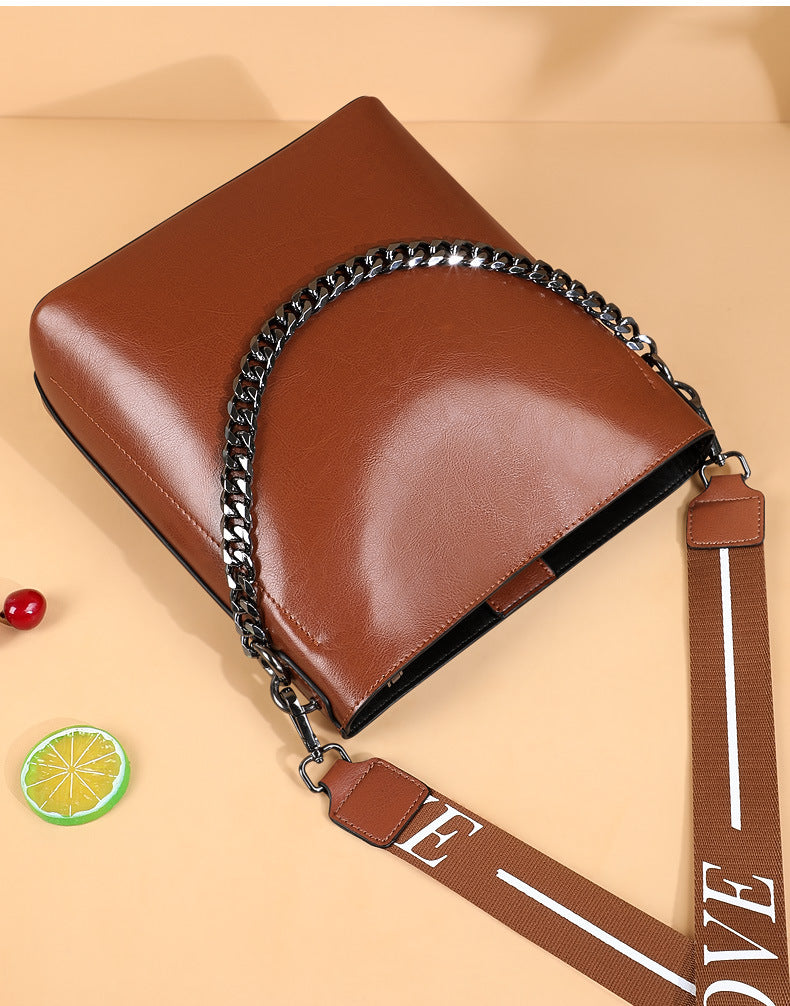 レディースバッグ本革ファッションバケツバッグハンドバッグ個性何とでも合うブロードバンドシンプル ショルダーバッグ.ポシェット