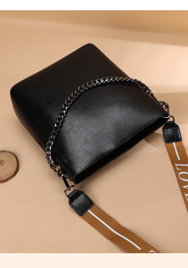 レディースバッグ本革ファッションバケツバッグハンドバッグ個性何とでも合うブロードバンドシンプル ショルダーバッグ.ポシェット