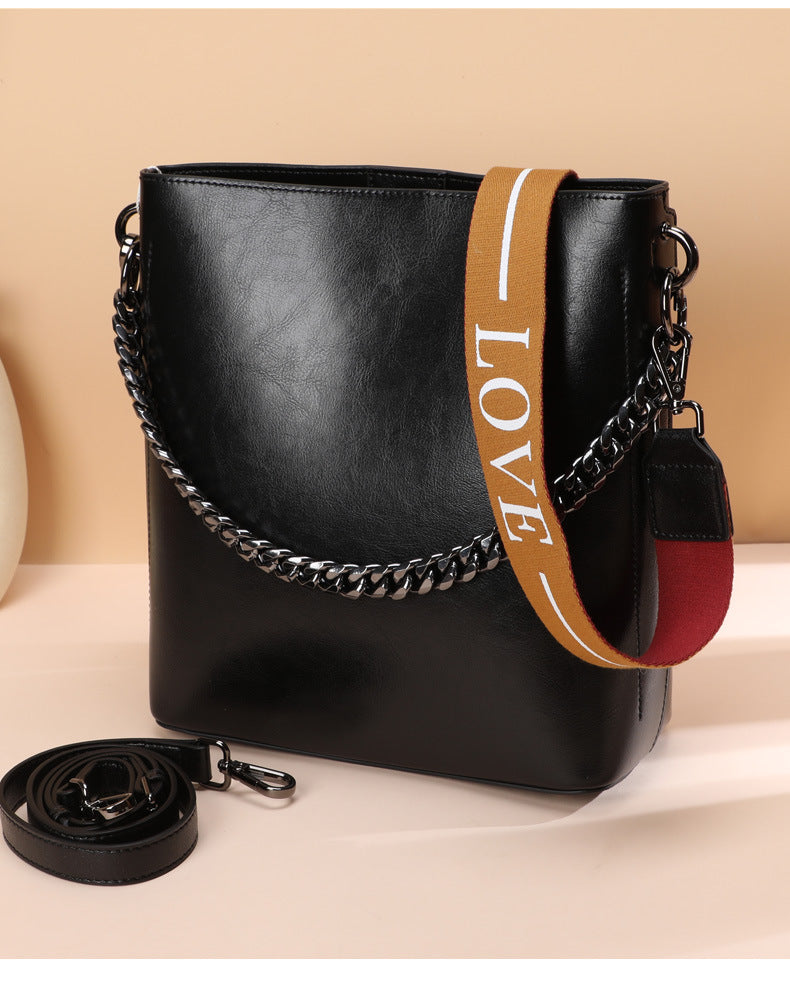 レディースバッグ本革ファッションバケツバッグハンドバッグ個性何とでも合うブロードバンドシンプル ショルダーバッグ.ポシェット