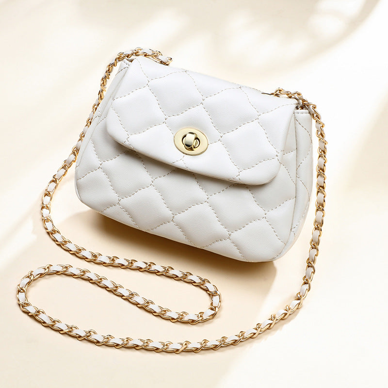 本革チェック柄チェーンバッグ斜め掛けバッグシンプルエレガント何とでも合うショルダーバッグ.ポシェット