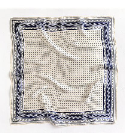 シルクスカーフファッションスカーフ薄手のマフラーを飾るエレガント気質ネッカチーフ