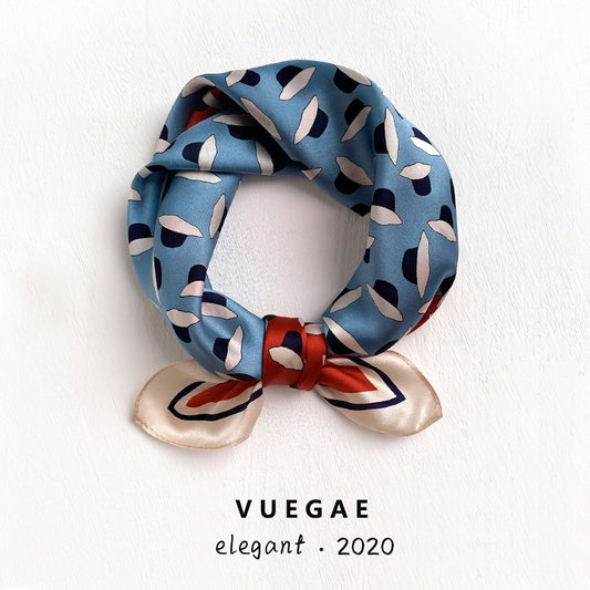 シルクスカーフおしゃれなプリント柄女性飾りシルクミニスカーフ薄手気質ネッカチーフ