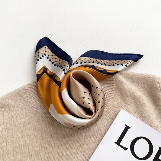 シルクスカーフ薄手プリント柄カラーマッチングおしゃれな気質ネッカチーフを飾る