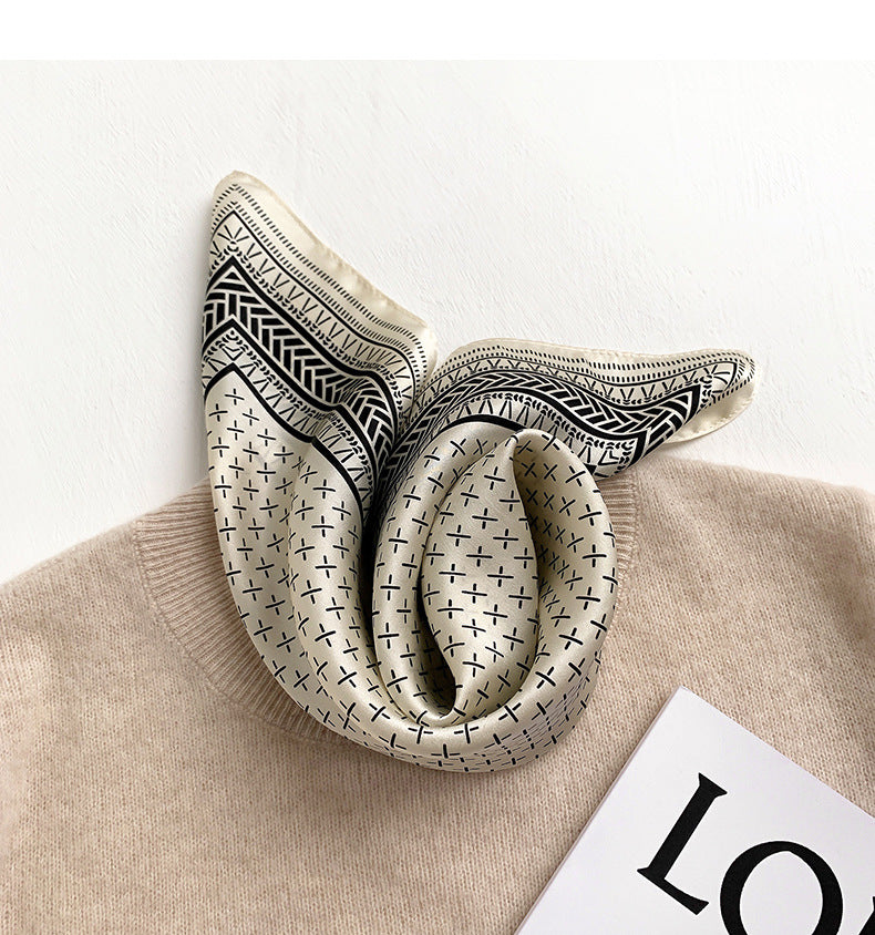 シルクスカーフファッションスカーフ薄手のマフラーを飾るエレガント気質ネッカチーフ