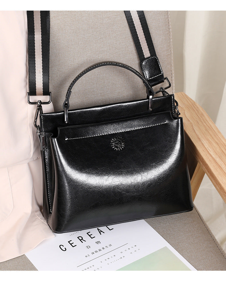 レディースバッグファッション何とでも合う大容量本革メッセンジャーバッグ斜め掛けバッグシンプルショルダーバッグ.ポシェット