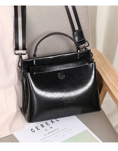 レディースバッグファッション何とでも合う大容量本革メッセンジャーバッグ斜め掛けバッグシンプルショルダーバッグ.ポシェット