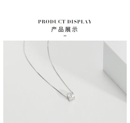 AJIDOU925シルバールービックキューブネックレスシンプル幾何鎖骨チェーン贈り物