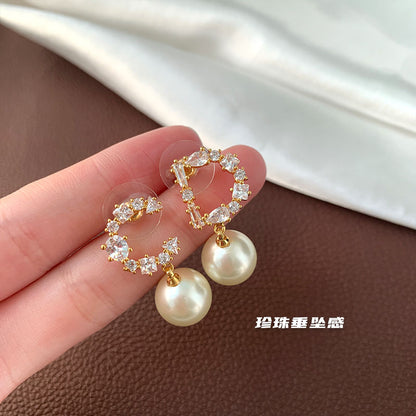 AOMIDIOR女性イヤリング 高級感 気質 精緻 レディーファッション耳飾り CDEH0098