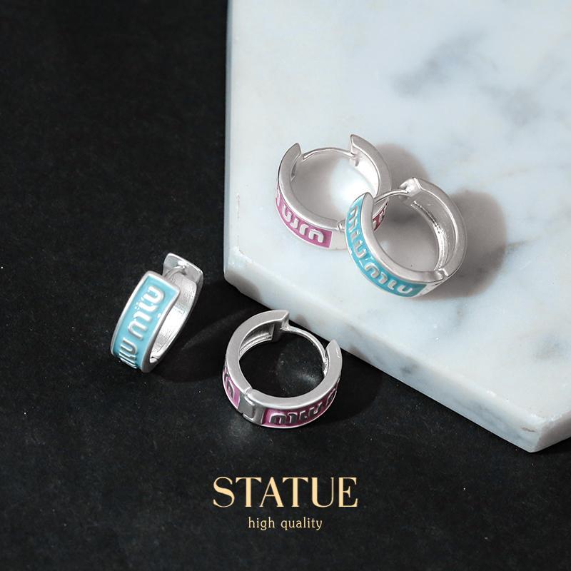 MiuMiu レディーファッション高級感耳飾り 気質 精緻女性イヤリング EH0168