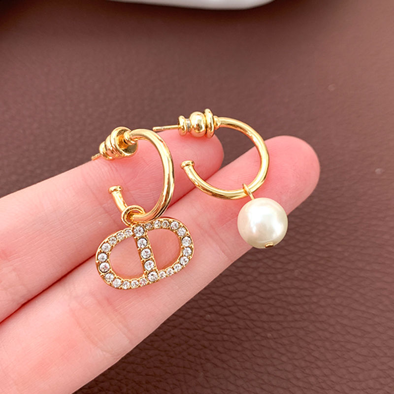 AOMIDIOR女性イヤリング 高級感 気質 精緻 レディーファッション耳飾り CDEH0093