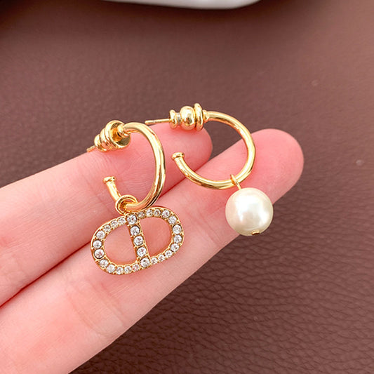 AOMIDIOR女性イヤリング 高級感 気質 精緻 レディーファッション耳飾り CDEH0093