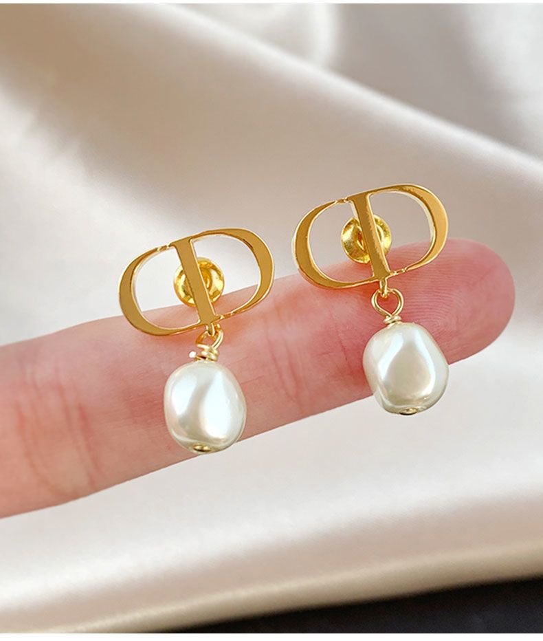 AOMIDIOR女性イヤリング 高級感 気質 精緻 レディーファッション耳飾り CDEH0097