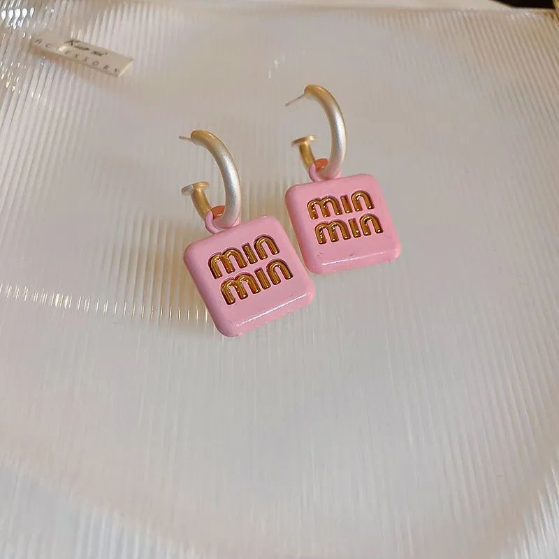 MiuMiu レディーファッション高級感耳飾り 気質 精緻女性イヤリング EH0191