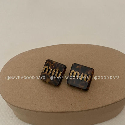 MIUMIU レディーファッション高級感耳飾り 気質 精緻女性イヤリング EH0002