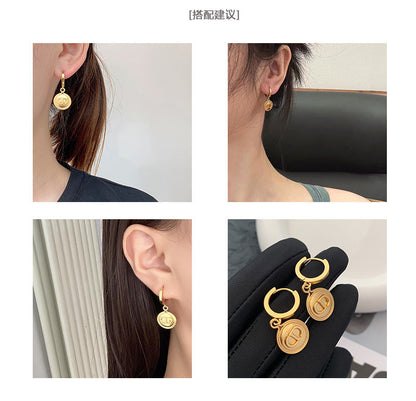 AOMIDIORレディーファッション高級感耳飾り 気質 精緻女性イヤリング EH0103