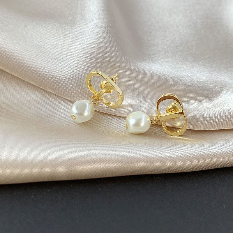 AOMIDIOR女性イヤリング 高級感 気質 精緻 レディーファッション耳飾り CDEH0097