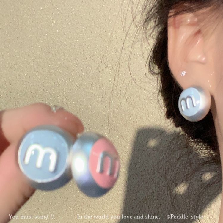 MiuMiu レディーファッション高級感耳飾り 気質 精緻女性イヤリング EH0182