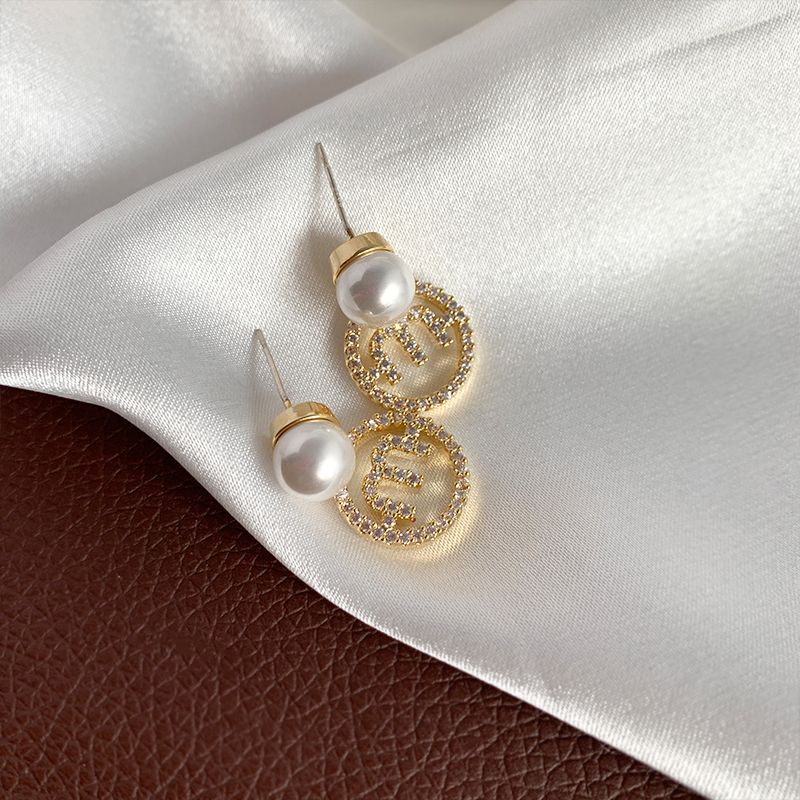 AOMIDIORレディーファッション高級感耳飾り 気質 精緻女性イヤリング EH0100