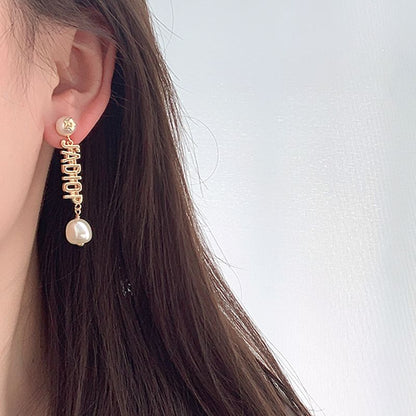 AOMIDIORレディーファッション高級感耳飾り 気質 精緻女性イヤリング EH0109