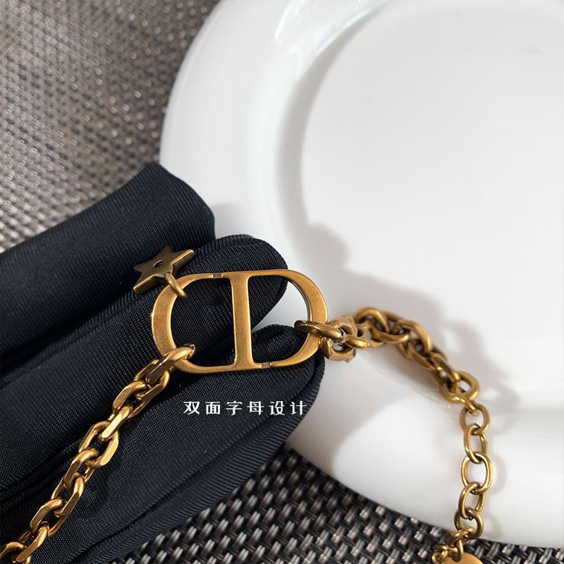 AOMIDIOR女性ブレスレット 高級感 気質 精緻 レディーファッション手飾り CDSL0011