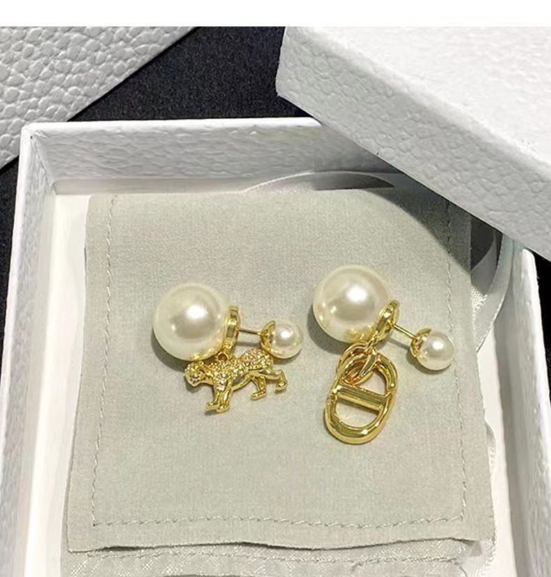 AOMIDIORレディーファッション高級感耳飾り 気質 精緻女性イヤリング EH0113