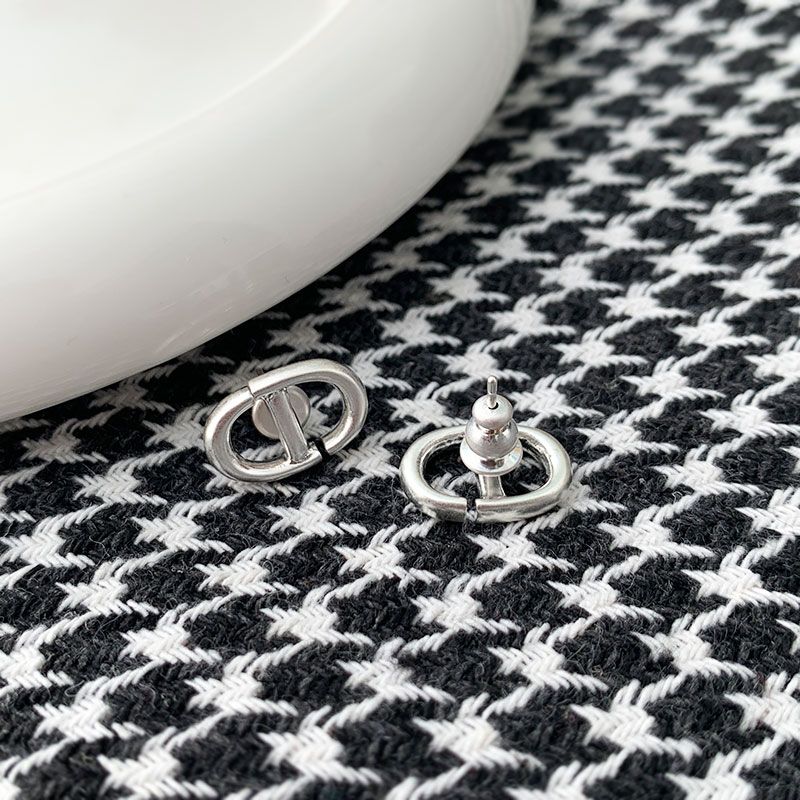 AOMIDIOR女性イヤリング 高級感 気質 精緻 レディーファッション耳飾り CDEH0101