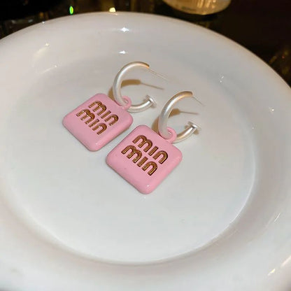 MiuMiu レディーファッション高級感耳飾り 気質 精緻女性イヤリング EH0191