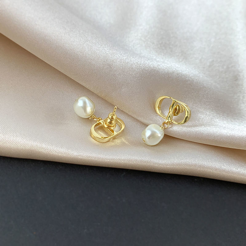 AOMIDIOR女性イヤリング 高級感 気質 精緻 レディーファッション耳飾り CDEH0097