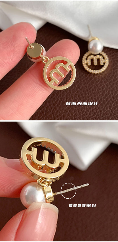 AOMIDIORレディーファッション高級感耳飾り 気質 精緻女性イヤリング EH0100