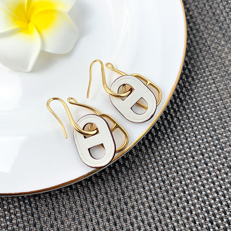 AOMIDIOR女性イヤリング 高級感 気質 精緻 レディーファッション耳飾り