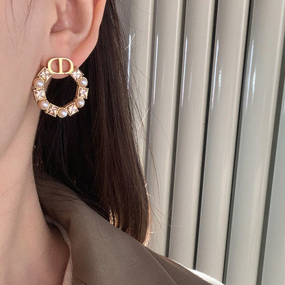 AOMIDIORレディーファッション高級感耳飾り 気質 精緻女性イヤリング EH0091