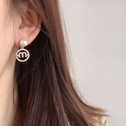 AOMIDIORレディーファッション高級感耳飾り 気質 精緻女性イヤリング EH0100