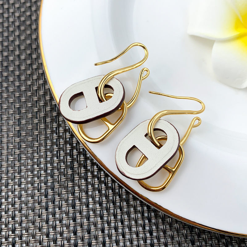 AOMIDIOR女性イヤリング 高級感 気質 精緻 レディーファッション耳飾り