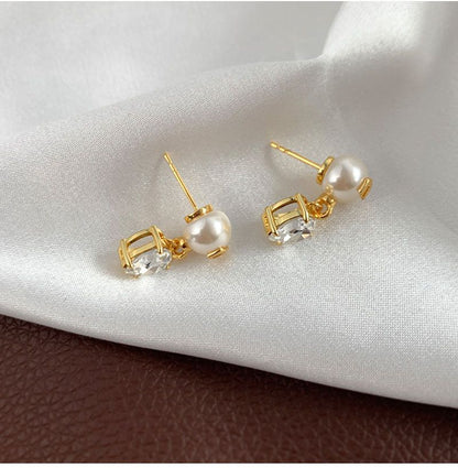 AOMIDIORレディーファッション高級感耳飾り 気質 精緻女性イヤリング EH0090