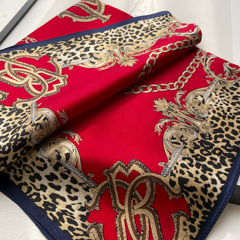 シルクスカーフプリント柄薄手マフラーにブレザーシャツ何とでも合う気質スカーフ