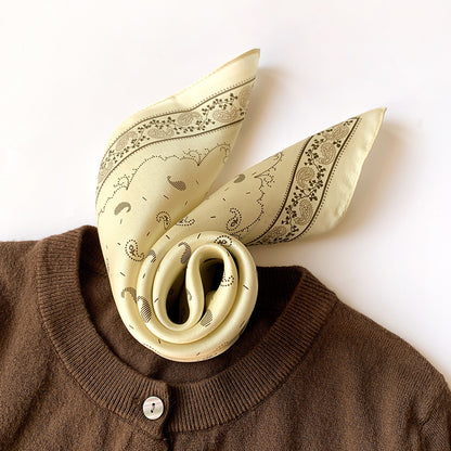 シルクスカーフプリント柄小さなスカーフ女性カシューナッツ花気質飾りネッカチーフ