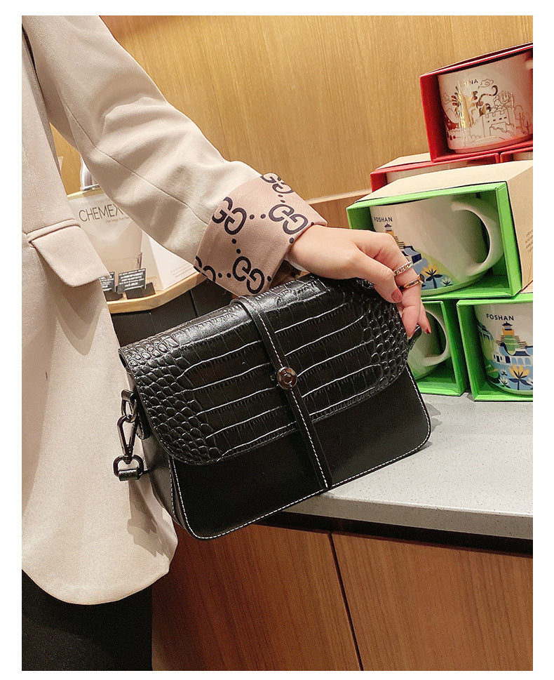 レディースバッグ鰐柄牛革ファッション何とでも合う斜め掛けバッグ本革スクエアバッグレトロショルダーバッグ.ポシェット
