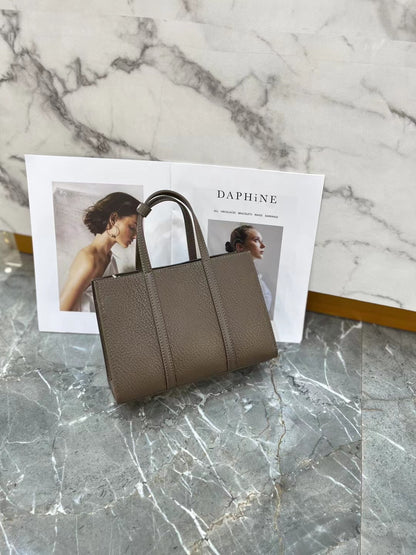 本革ハンドバッグ女性バッグ牛革斜め掛けバッグシンプル通勤OL何とでも合う ショルダーバッグ.ポシェット