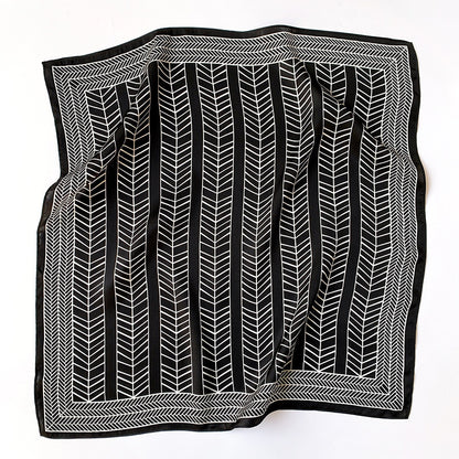 シルクスカーフエレガントな気質小さなスカーフ高品質幾何柄装飾スカーフレディース