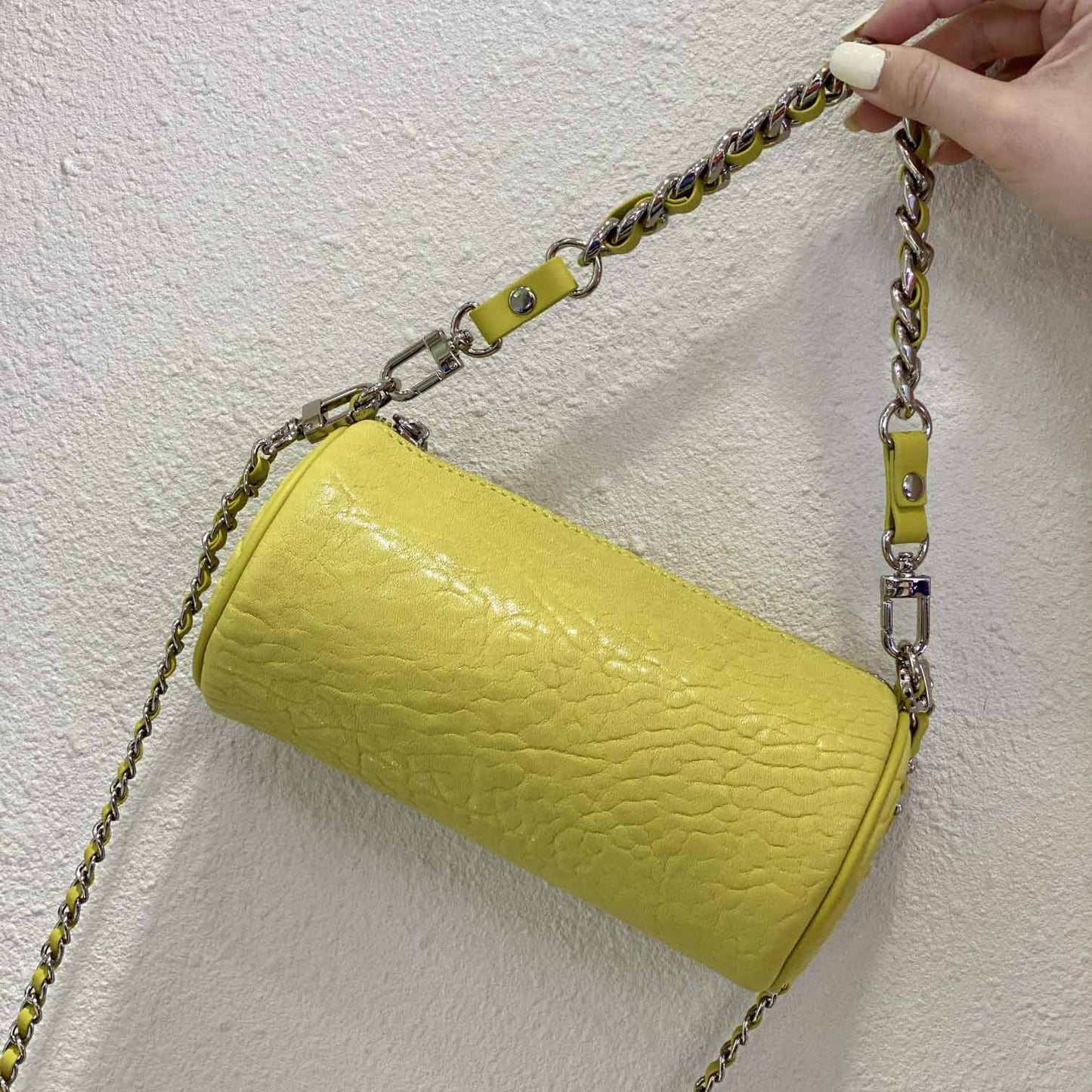 本革ファッション斜めショルダーバッグわきの下バッグトレンドショルダーバッグレディースバッグ