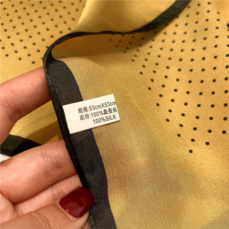 シルクスカーフドット柄小さなスカーフ女性気質ファッション通勤何とでも合うスカーフ