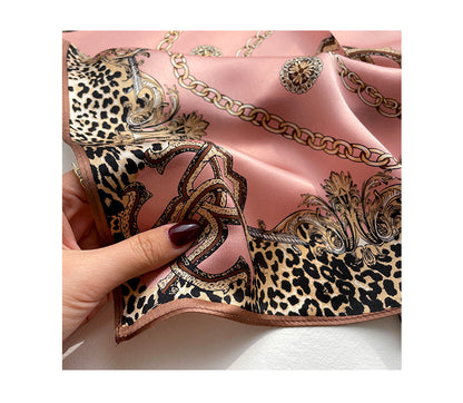 シルクスカーフプリント柄薄手マフラーにブレザーシャツ何とでも合う気質スカーフ