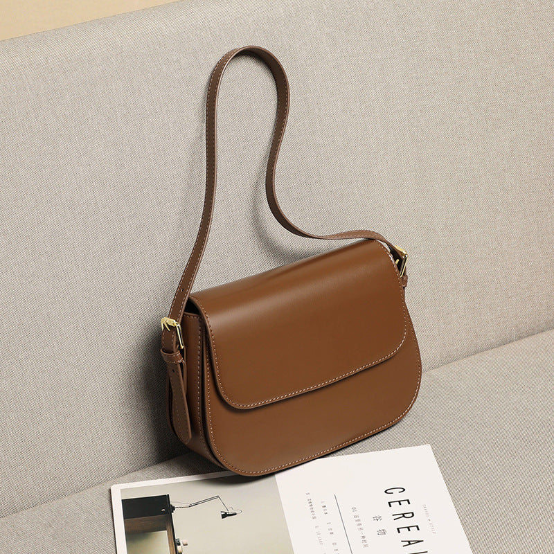 レディースバッグ斜め掛けバッグ本革高級感おしゃれなワンショルダーわきの下バッグスクエアバッグショルダーバッグ.ポシェット